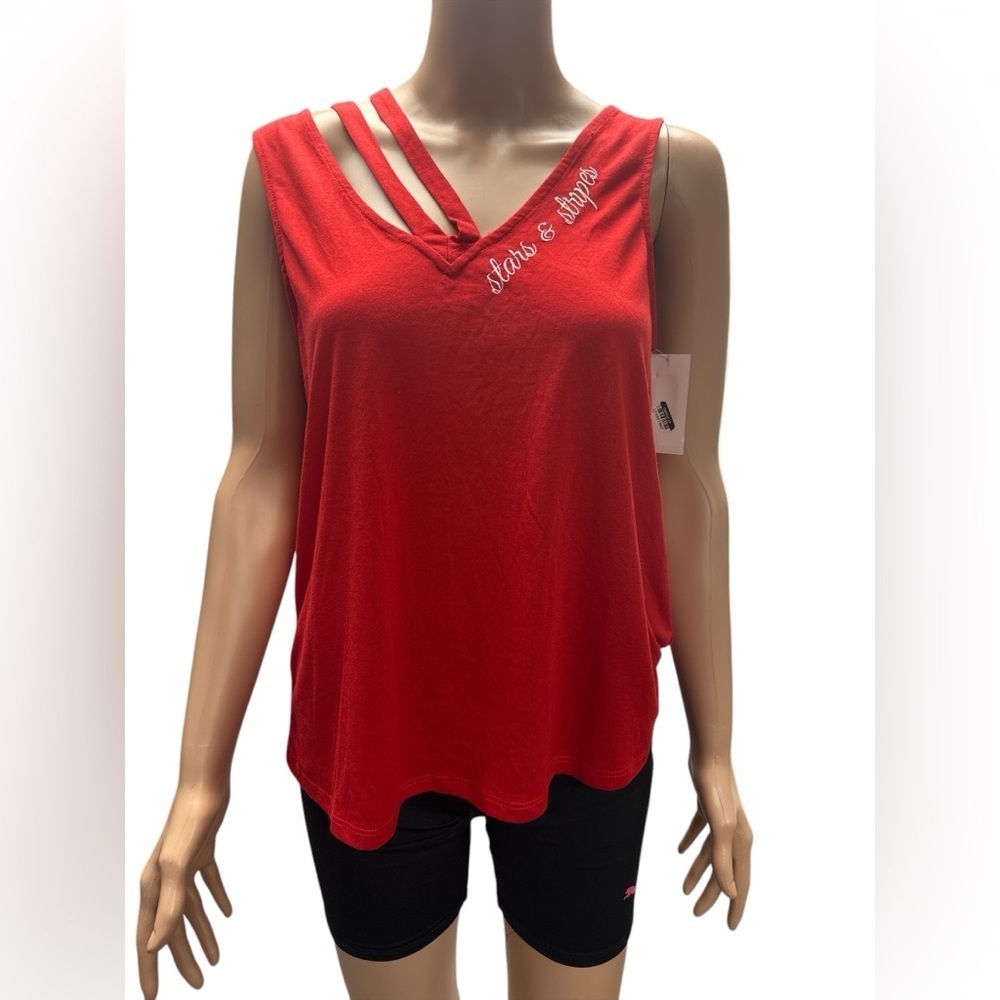 Fifth & Sun - NWT - Red Women's Top